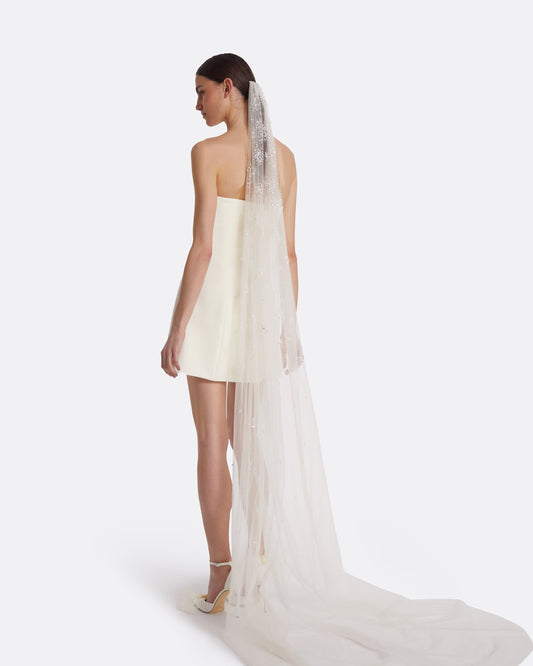 Edith Bouquet Embroidered Veil