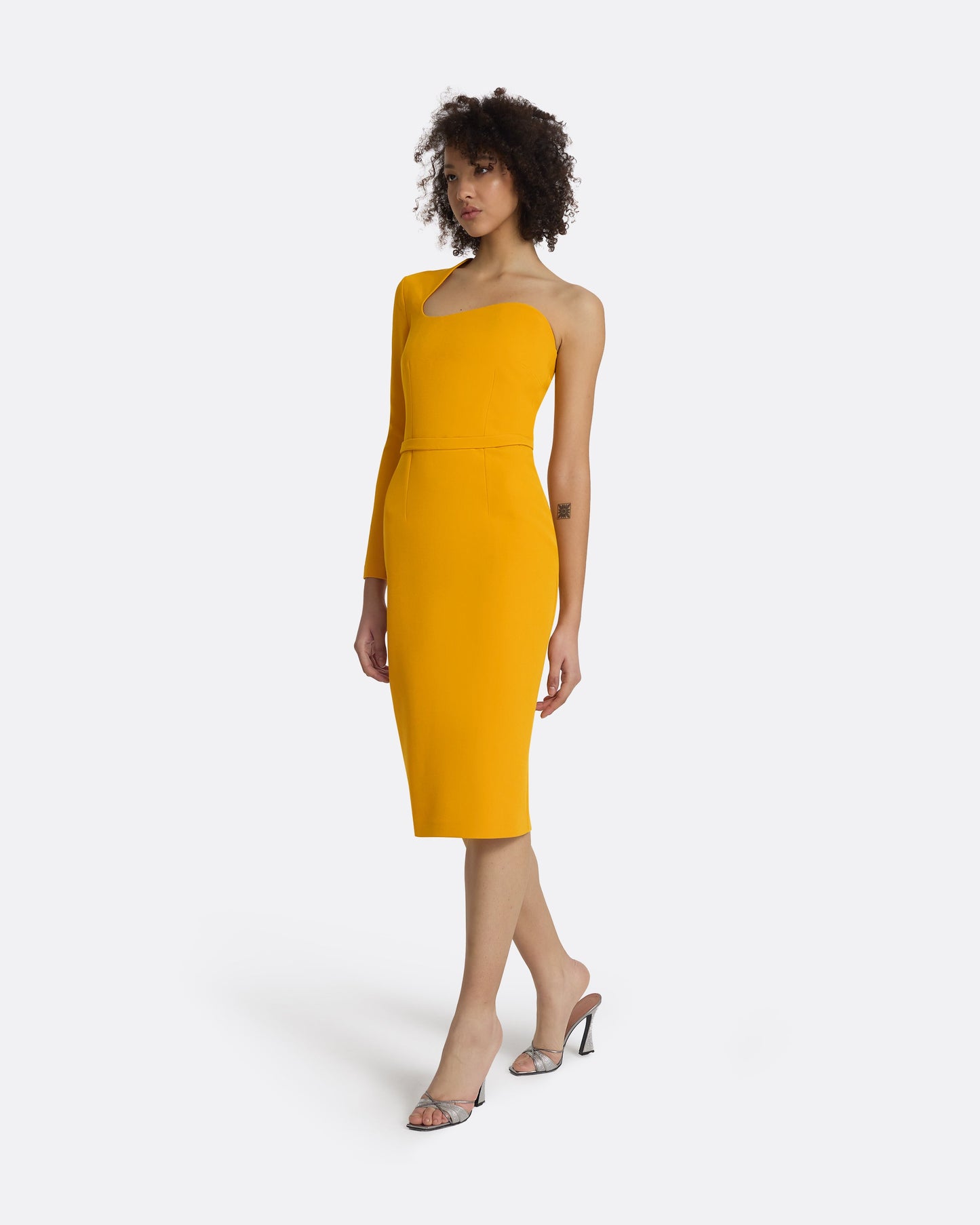 Qwenda Ochre Midi Dress