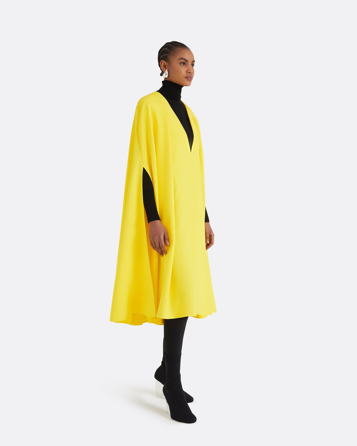 Ronal Buttercup Cape
